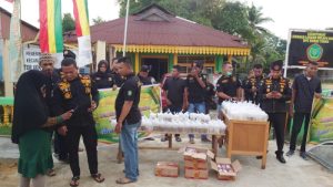 Semarakkan Ramadhan, LLMB Dumai Timur Berbagi Takjil dan Sembako