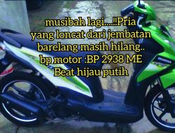 Tinggalkan Motor, Botol Wiski, dan Dua Identitas Berbeda